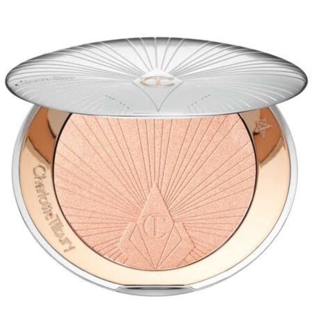 Charlotte Tilbury Hollywood Superstar Face and Body Highlighter